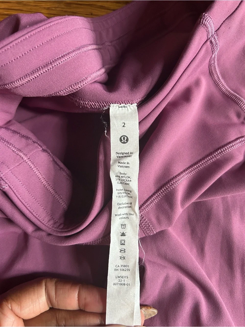 Lululemon Fast & Free High Rise Leggings Berry colored Side Pocket Size 2